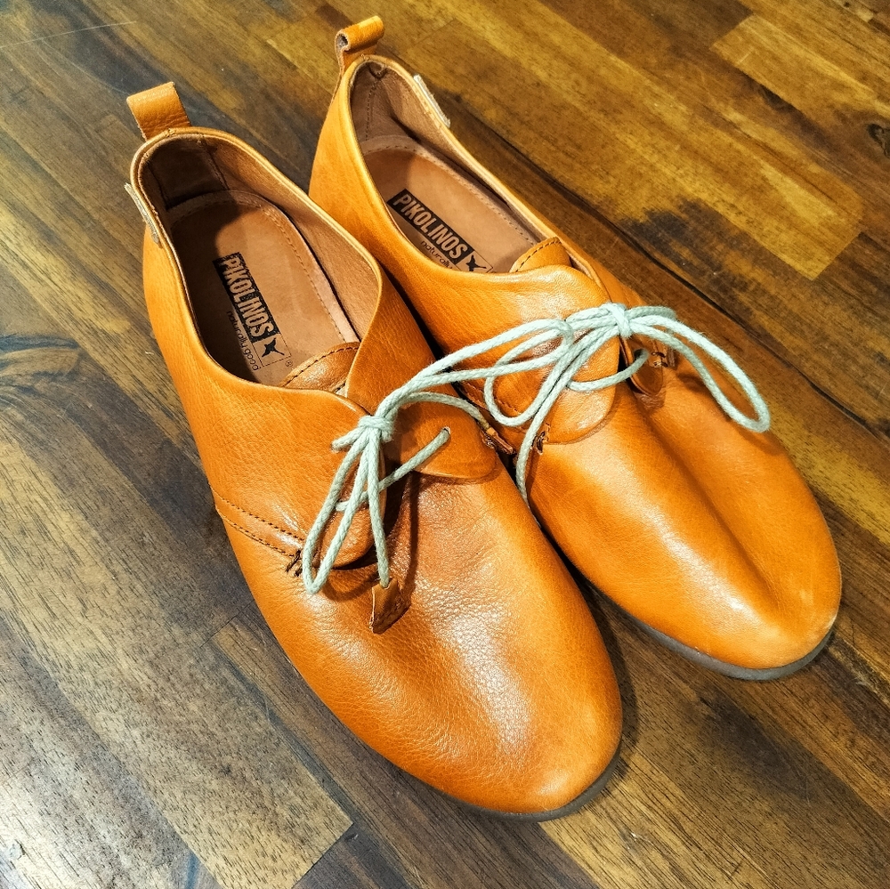 Pikolinos Orange/Camel Leather Oxford Shoes